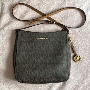 Michael Kors crossbody